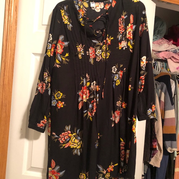 Floral dress - Picture 2 of 2